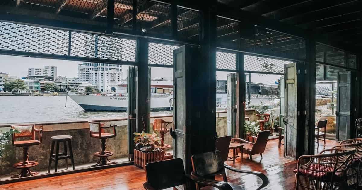 ร้านกาแฟริมแม่น้ำเจ้าพระยา, ร้านกาแฟติดแม่น้ำเจ้าพระยา