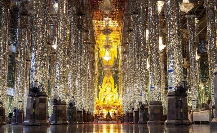 จุดเช็คอิน อุทัยธานี, วัดสวยอุทัยธานี