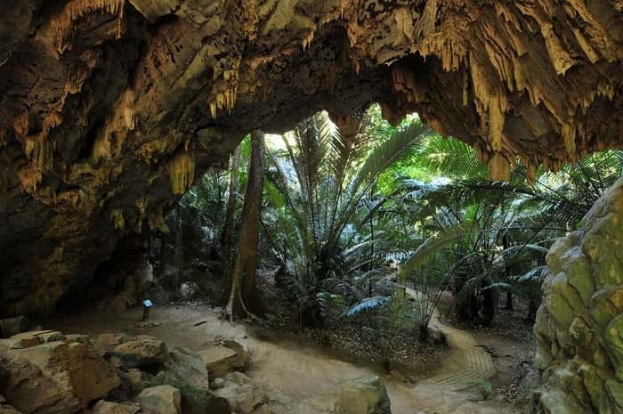 จุดเช็คอิน อุทัยธานี, วัดสวยอุทัยธานี