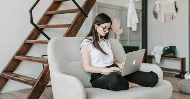 เพลงฟังตอนทำงาน, รวมเพลงไม่มีโฆษณา