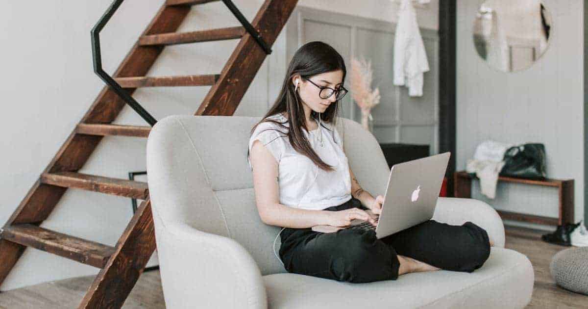 เพลงฟังตอนทำงาน, รวมเพลงไม่มีโฆษณา