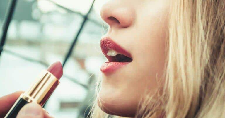 ลิปสีส้มพีช, ลิปสติกสีพีช