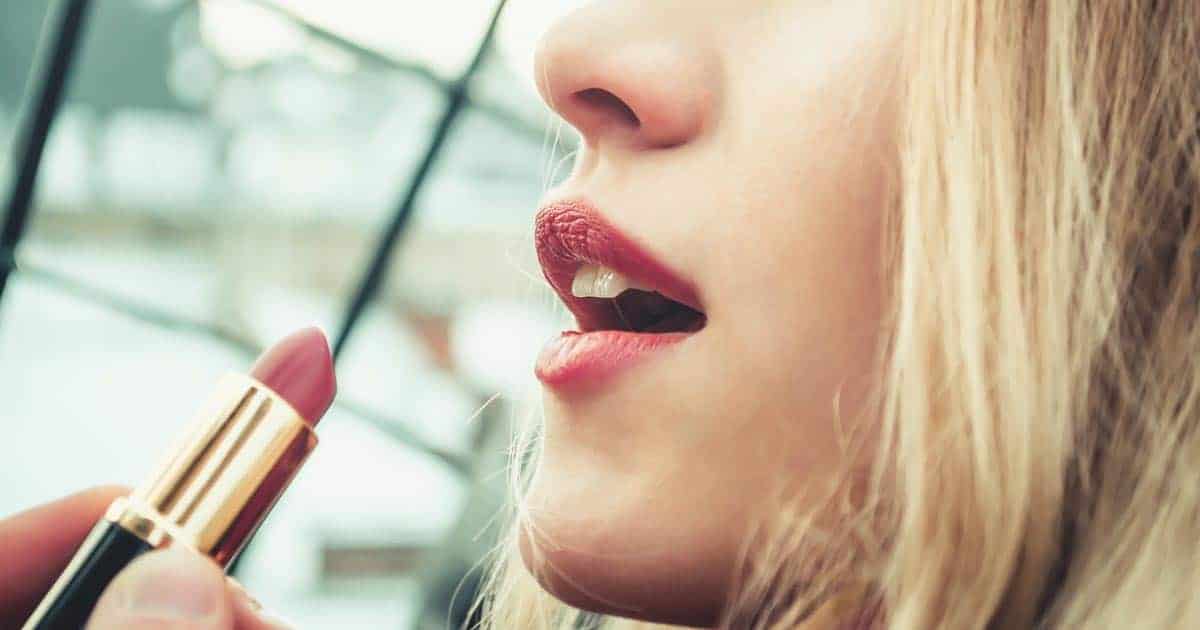 ลิปสีส้มพีช, ลิปสติกสีพีช