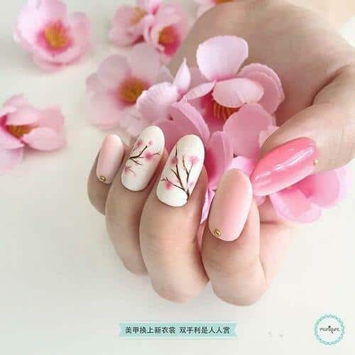 ลายเล็บดอกไม้