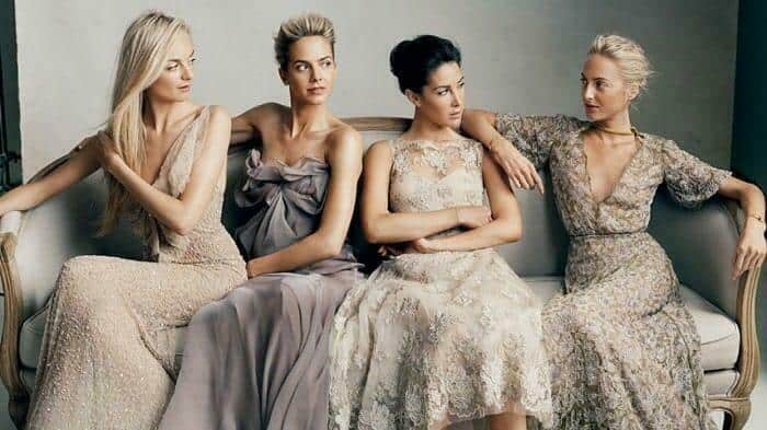 ชุดเรียบหรูดูดีออกงาน, ชุดออกงานเรียบหรู