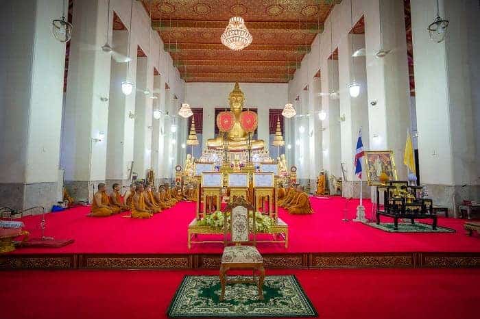 ทำบุญ 9 วัด, ไหว้พระเก้าวัด