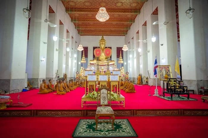 ทำบุญ 9 วัด, ไหว้พระเก้าวัด