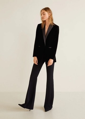 ชุดกางเกงออกงาน