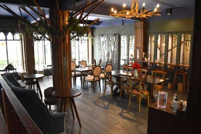 คาเฟ่ถ่ายรูปสวยติดรถไฟฟ้า, คาเฟ่แถวพญาไท