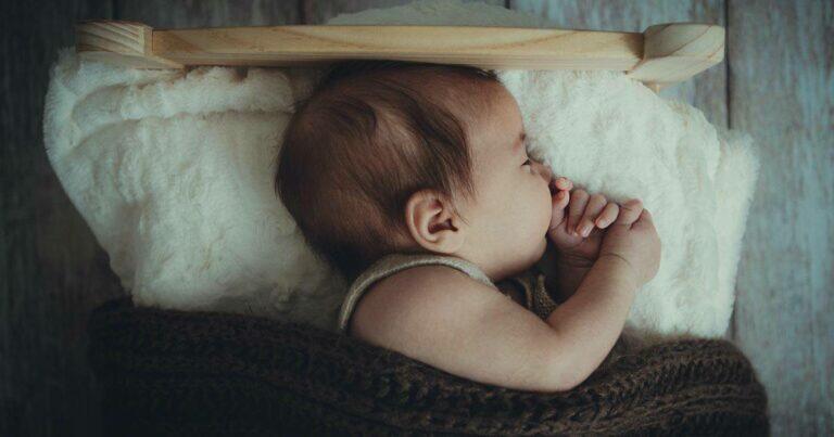 ทารกนอนสะดุ้ง, ลูกนอนสะดุ้ง