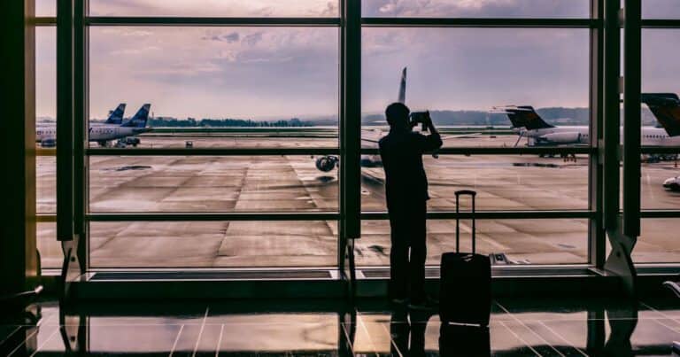 ย้ายประเทศถาวร, ย้ายประเทศ