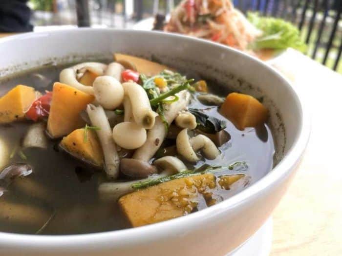 อาหารหลังคลอดผ่าตัด, อาหารหลังผ่าตัดคลอดลูก