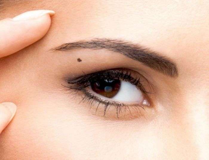 ตำแหน่ง ขี้แมลงวันบนใบหน้า, ตำแหน่งขี้แมลงวันผู้หญิง 