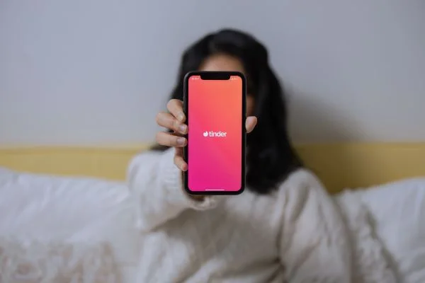 The Tinder Swindler