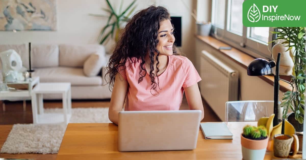 จัดโต๊ะทํางาน ฮวงจุ้ย 2026 ยังไง ? เปลี่ยนมุมทำงานเป็นมุมเรียกทรัพย์ ด้วยหลักจิตวิทยา (ฉบับทำตามง่าย)