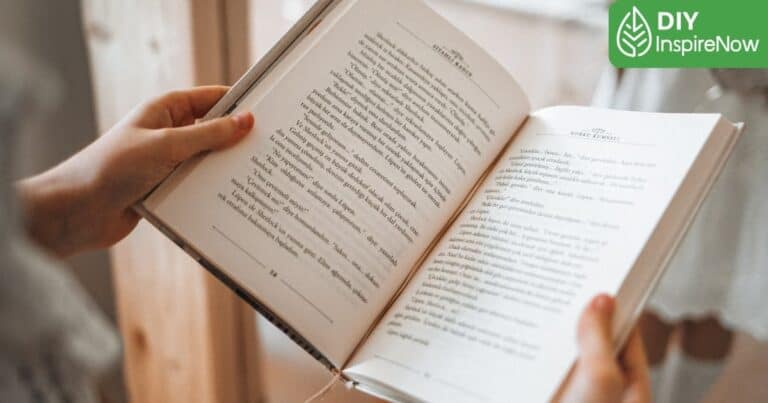 ร้านซ่อมหนังสือ, ซ่อมหนังสือ